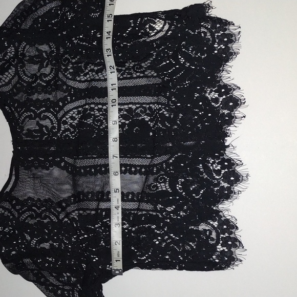 Lace crop top size S - Picture 5 of 5